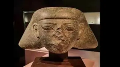 هولندا تعيد قطعة أثرية مصرية نادرة عمرها 3500 عام بعد ضبطها في معرض فني