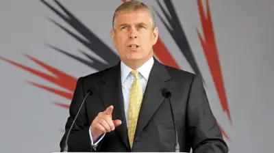 وثائق إبستين تكشف: هل استغل الأمير أندرو منصبه التجاري لبيع أسرار الذهب واليورانيوم؟