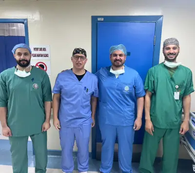 نجاح أول عملية إعادة تبديل لمفصل ركبة معقدة في مستشفى القوات المسلحة بالظهران