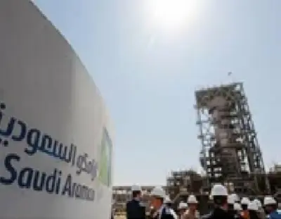 أرامكو ومايكروسوفت تطلقان تحالفاً رقمياً لتحويل قطاع الطاقة عبر الذكاء الاصطناعي