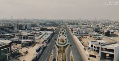 شارع عبداللطيف الفوزان بالخبر يتبنى أيقونة حضارية لتعزيز جودة الحياة