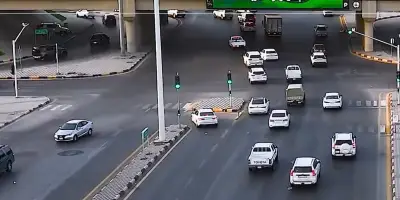 أمانة القصيم ومرور المنطقة يطلقان نظام الإشارات الذكية في بريدة باستخدام الذكاء الاصطناعي