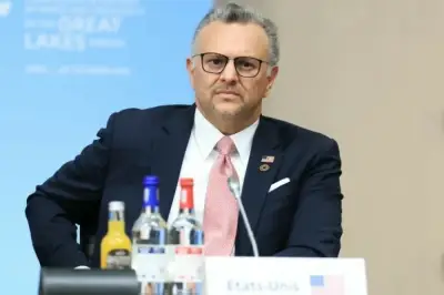 القمة الأفريقية تطالب بوقف إطلاق النار في السودان وتدعو لهدنة إنسانية عاجلة