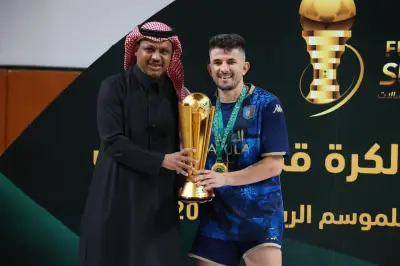 العلا تتوج بكأس السوبر السعودي للصالات على حساب القادسية في مباراة مثيرة