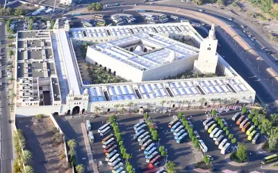 وزارة الشؤون الإسلامية تطلق برامج توعوية مكثفة لضيوف الرحمن في ميقات ذي الحليفة