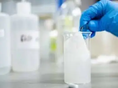 تقنية روسية مبتكرة تحول الأقمشة القطنية إلى مواد مضادة للبكتيريا وقابلة للتنظيف الذاتي