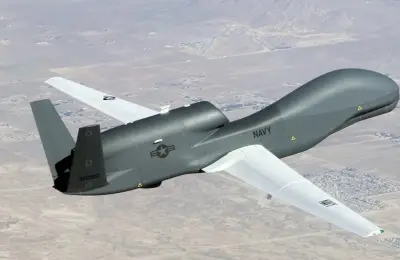 طائرة استطلاع أمريكية تحلق قرب الأجواء الإيرانية في الخليج مجدداً