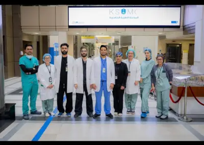 فريق طبي بجامعة الملك سعود يحقق إنجازاً عالمياً باستئصال الرحم بتقنية روبوتية متقدمة