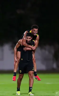 وزير الرياضة السعودي يعلن عن إطلاق برنامج تدريبي متكامل للاعبي المنتخبات الوطنية