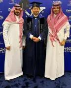 تخرج محمد جيلان النهاري أصغر طبيب سعودي بمرتبة الشرف من كلية خاصة في جدة