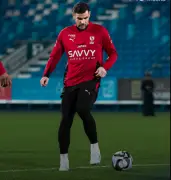 نادي الهلال يعلن جاهزية ثيو هيرنانديز للكلاسيكو ضد الاتحاد في دوري روشن