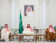 ولي العهد يستقبل العلماء والمواطنين في المدينة المنورة بمناسبة شهر رمضان المبارك