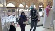 كشف الحرم المكي يتحول إلى بوصلة رحمة تنقذ المسنين والتائهين بين جموع المعتمرين