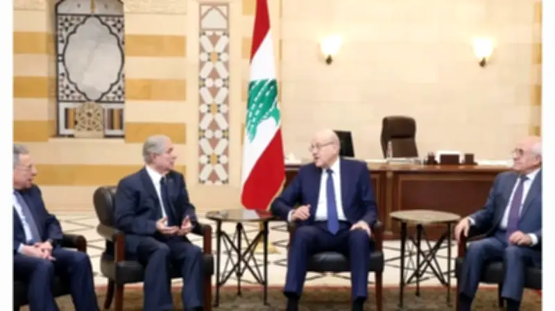 رؤساء لبنان السابقون يحذرون من توريط البلاد في حرب مدمرة ويطالبون بموقف وطني جامع