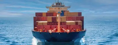 موانئ السعودية تطلق 3 خدمات شحن جديدة مع شركة Maersk العالمية لتعزيز الموقع اللوجستي