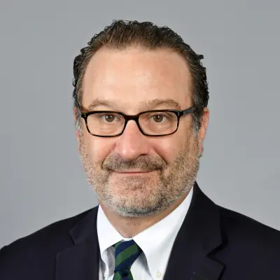 مؤتمر باريس لدعم الجيش اللبناني: تحديات نزع سلاح حزب الله وضرورة ربط المساعدات بالإنجازات