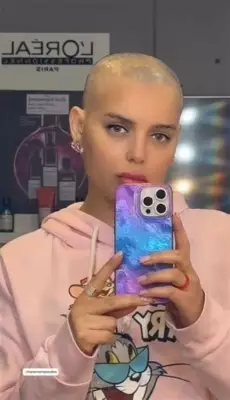 الفنانة هبة السيسي تظهر حليقة الرأس بعد العلاج الكيماوي وتكشف تفاصيل معاناتها مع السرطان