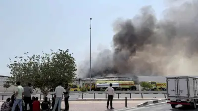 الغارديان: دول الخليج على وشك مواجهة إيران عسكرياً بتشجيع من ترامب والإمارات