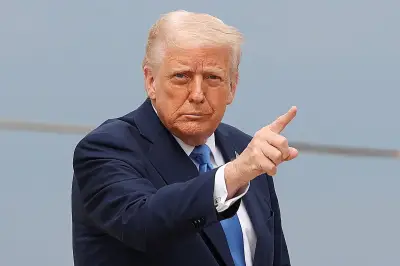 ترامب يعلن عن مخزون أسلحة متطورة يكفي للحروب إلى الأبد ويوجه رسائل للداخل والخارج