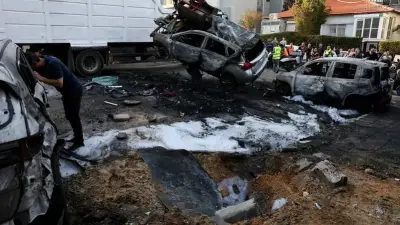 إيران تقصف إسرائيل بالصواريخ وإسرائيل تعلن توسيع ضرباتها داخل طهران