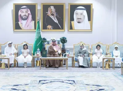 نائب أمير نجران يشارك الأيتام وذوي الإعاقة وأبناء الشهداء مأدبة إفطار رمضانية