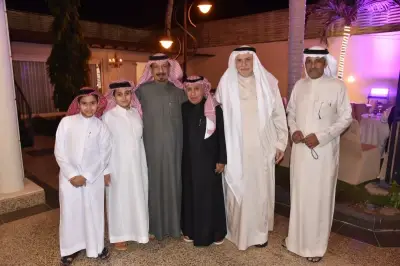 سعود الحارثي يستضيف مأدبة إفطار رمضانية في جدة لتعزيز الروابط الاجتماعية