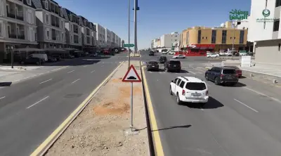 أمانة الرياض تطور طريق أبها بصيانة شاملة وتشجير وإنارة