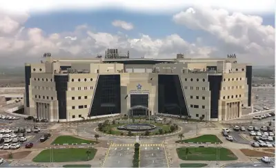 فريق طبي بمستشفى جازان التخصصي ينقذ حياة طفلة تعاني من ورم ضاغط على مجرى التنفس