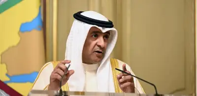 الباديوي يتشاور مع وزراء خارجية مجلس التعاون حول التطورات الإقليمية والموقف من الاعتداءات الإيرانية