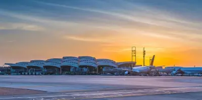 مطار الرياض يوجه مسافرين للتحقق من حالة الرحلات وسط توترات إقليمية