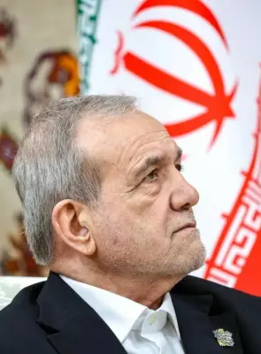 الرئيس الإيراني يتراجع عن اعتذاره لدول الخليج بعد غضب الحرس الثوري