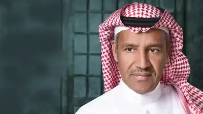 الفنان خالد عبدالرحمن يكشف عن قصائد كتبها لـ«حسناء» في الطائرة ورحلة هلاك في أفريقيا