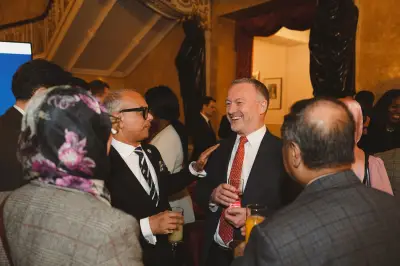 بريطانيا تحتفي بمساهمات المسلمين في حفل إفطار جماعي كبير بلندن