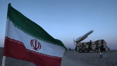 الحرس الثوري الإيراني يعلن استمرار الموجة الصاروخية لثلاث ساعات ويحذر من تصدير النفط