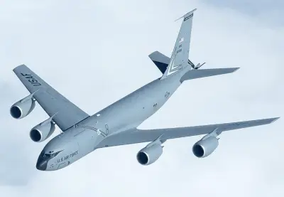 سقوط طائرة تزويد وقود أمريكية غرب العراق خلال عملية الغضب الملحمي