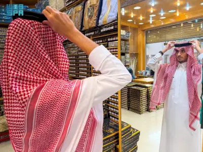 أسواق الرياض تشهد حركة شراء نشطة للثياب والمشالح استعداداً لعيد الفطر المبارك