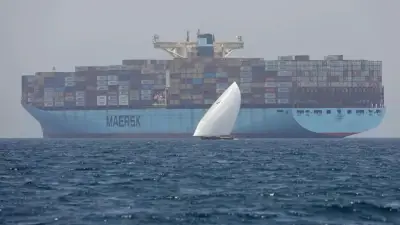 الحرس الثوري الإيراني يهدد بضرب منشآت أميركية في مدن الإمارات ويطالب المدنيين بالإخلاء