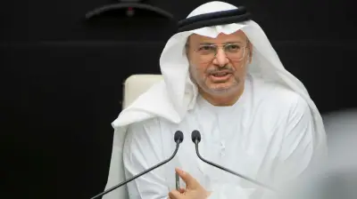 أنور قرقاش: إيران أخطأت العنوان في هجماتها على الإمارات وتضيع البوصلة