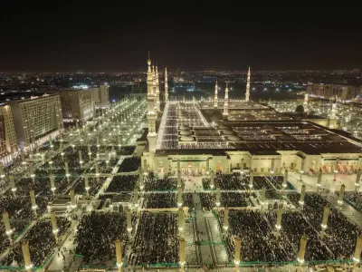 جهود أمنية متكاملة لخدمة زوار المسجد النبوي في رمضان