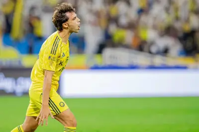 جوائز فيليكس يتوهج مع النصر بثلاثة أهداف حاسمة ويرد كروياً على سيميوني وتشافي