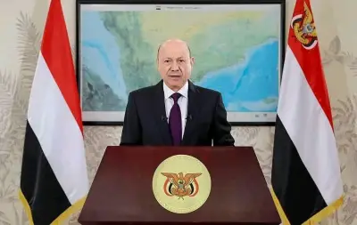 العليمي: الشراكة مع السعودية صخرة تتحطم عليها أوهام الفوضى وملاذ آمن للاستقرار الإقليمي