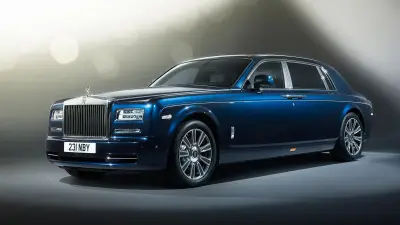 رولز رويس تواجه تحديات في التحول الكهربائي مع تمسك العملاء بالهوية الكلاسيكية