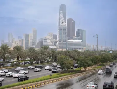 الأرصاد السعودية تصدر تحذيرات حمراء بأمطار غزيرة على الرياض ومحافظاتها