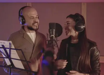 دينا الشربيني تتعاون مع الفنان 