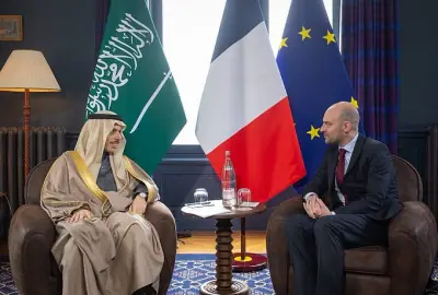 وزير الخارجية السعودي يلتقي نظيره الفرنسي على هامش اجتماع مجموعة السبع في فرنسا