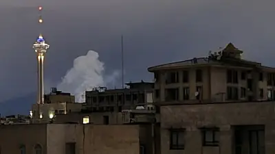 إسرائيل تعلن تنفيذ غارات جوية منسقة على مواقع نووية وسلاح إيرانية