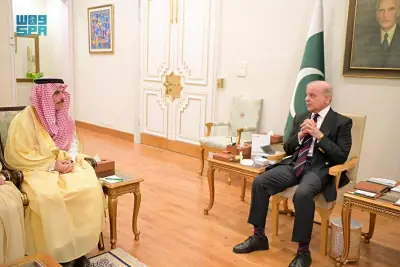 رئيس وزراء باكستان يؤكد دعم بلاده للمملكة العربية السعودية في مباحثات مع وزير الخارجية
