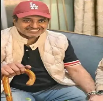 راشد الماجد بالعكاز: صورة مفبركة بالذكاء الاصطناعي تكشف عن حملة تضليل إلكتروني