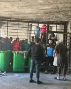 لبنان يبدأ تسليم 137 سجيناً سورياً ضمن اتفاقية ثنائية لتعزيز العلاقات