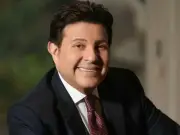 وعكة صحية جديدة تصيب الفنان هاني شاكر بعد عملية جراحية سابقة